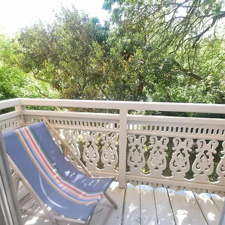Beautiful & Bright With Balconies آركاشو