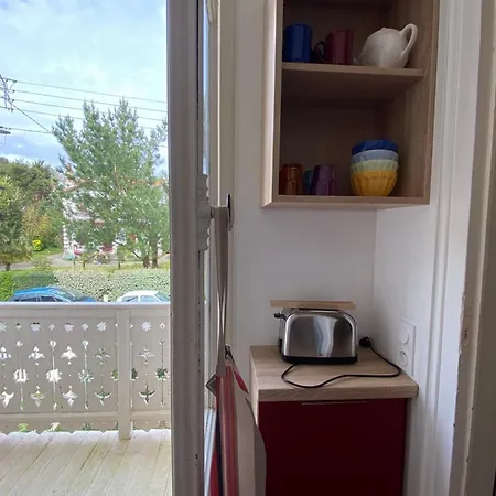 Apartment Pretty Cocoon With Two Balconies *